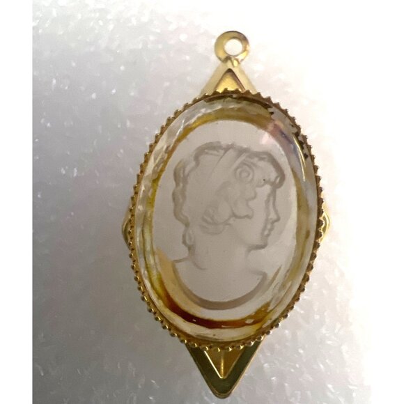 Vintage Intaglio Cameo Pendant Diamond Shaped Frame Gold Tone - Picture 1 of 8